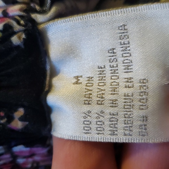 Button up Skirt - Picture 5 of 5